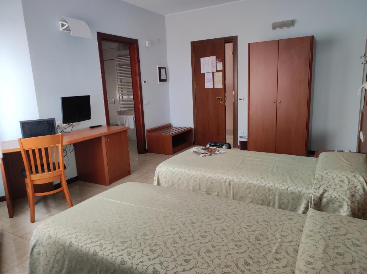 Hotel Industria Brescia Luaran gambar